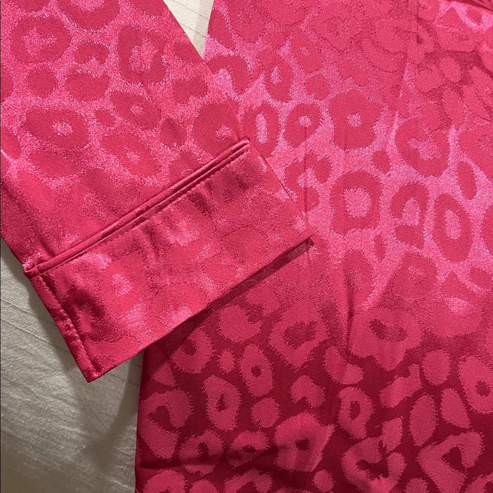 NWT Rachel Parcell Satin Jacquard Cheetah Long Sleeve Pajama Set Hot Pink XS - Picture 10 of 15